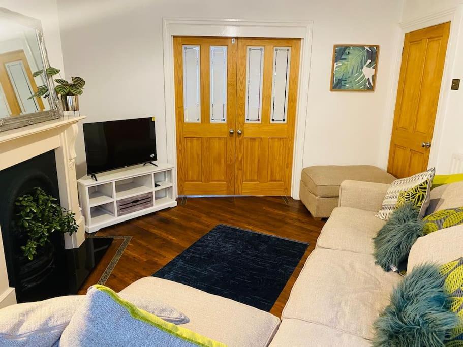 Spacious, Cosy 3 Bedroom House In Preston. Preston  Buitenkant foto